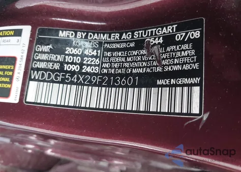 2009 Mercedes-Benz C 300 Luxury/Sport from USA, damaged, VIN WDDGF54X29F213601